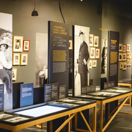 Vues de l'exposition Visages et paysages